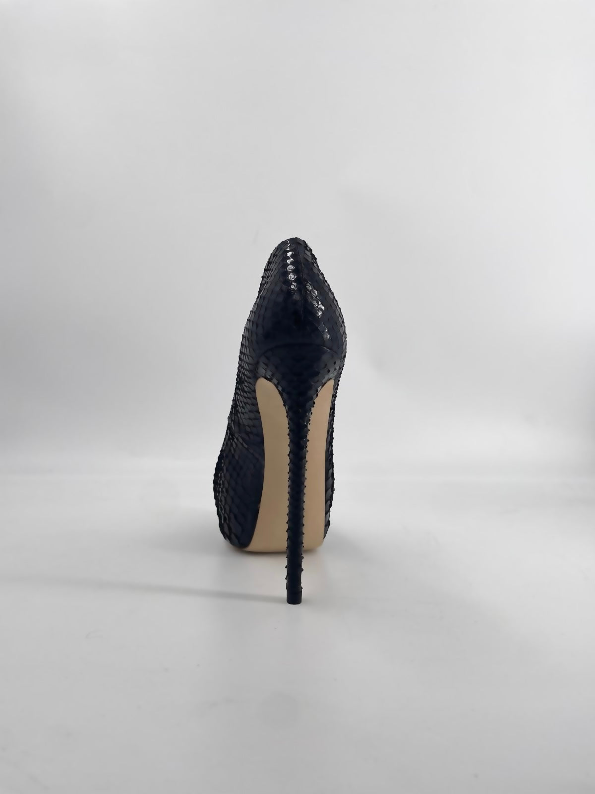 Junna 150 Black Python